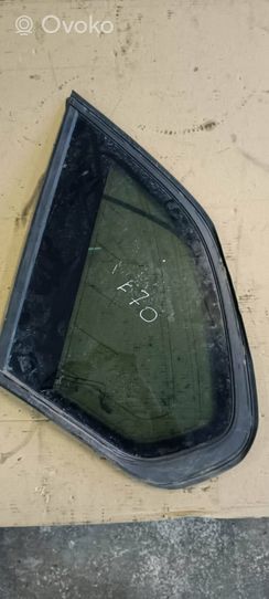 BMW X5 E70 Fenêtre latérale avant / vitre triangulaire 
