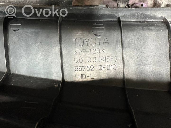 Toyota Corolla Verso AR10 Podszybie przednie 557820F010