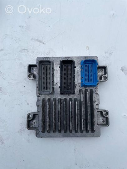 Opel Corsa E Motora vadības bloka ECU 12147