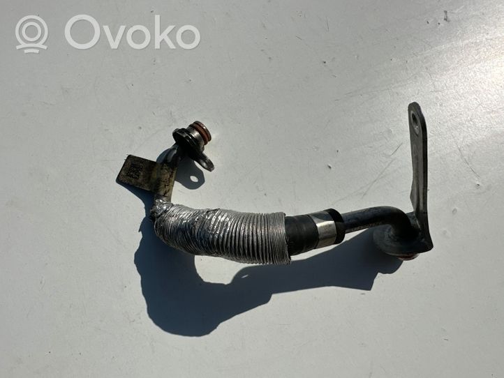 BMW 3 F30 F35 F31 Coolant pipe/hose 7588935