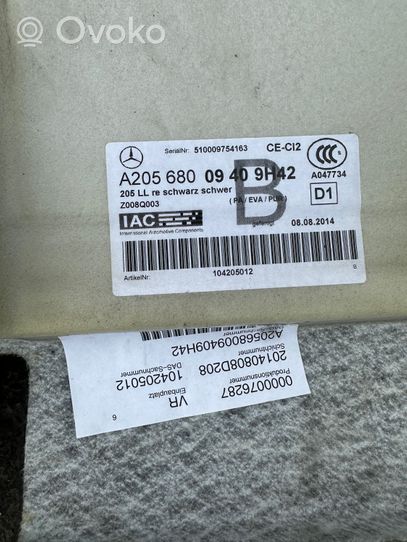 Mercedes-Benz C W205 Wykładzina podłogowa przednia A2056800940