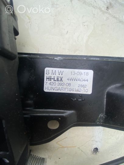 BMW X2 F39 Elektryczny podnośnik szyby drzwi tylnych 7420392