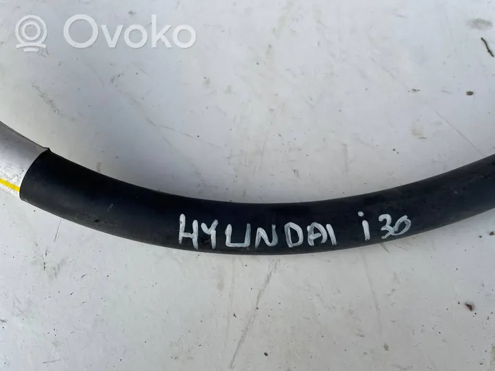 Hyundai i30 Tuyau de climatisation 97762F2250