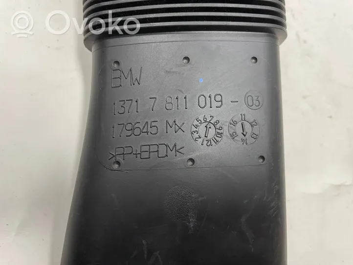 BMW X4 F26 Air intake duct part 7811019