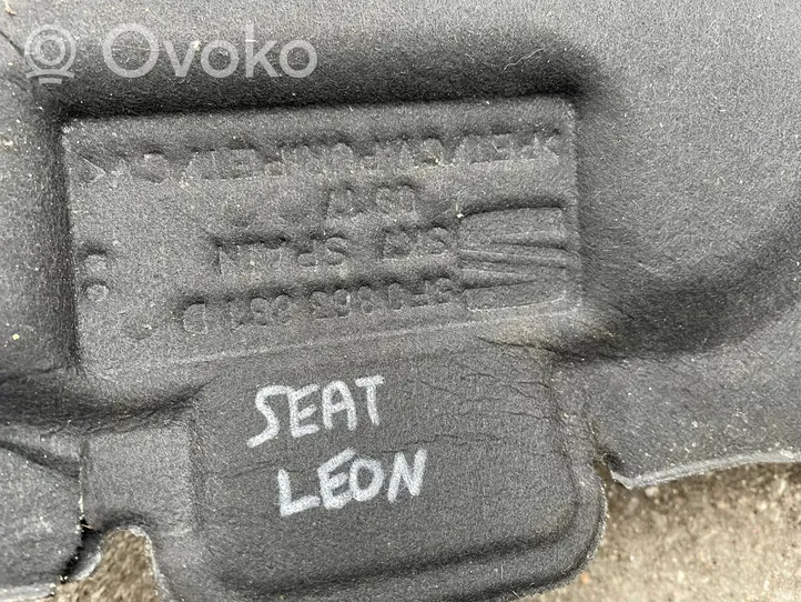 Seat Leon (5F) Konepellin ääni- ja lämpöeriste 5F0863831D