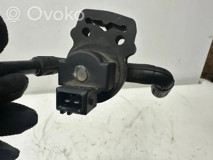 Mercedes-Benz C W204 Turbo solenoid valve 0004708793