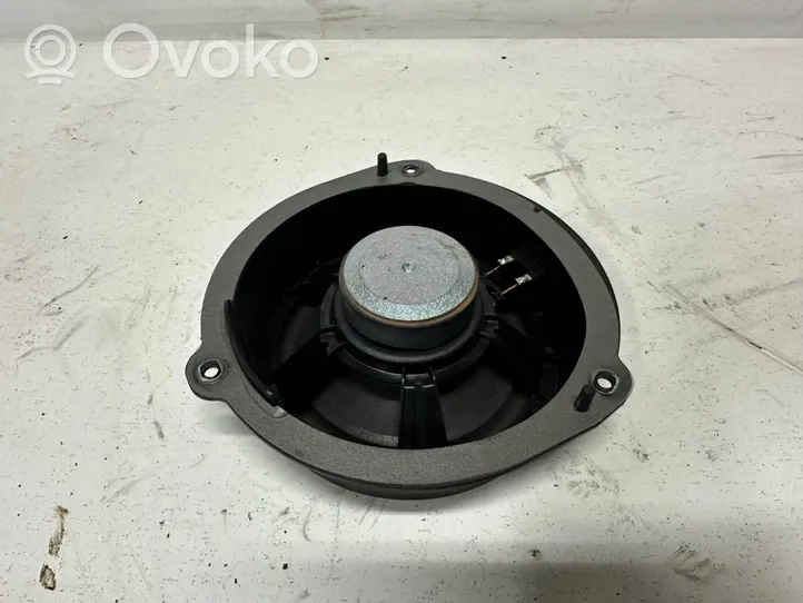 Seat Leon (5F) Takaoven kaiutin 5F0035411