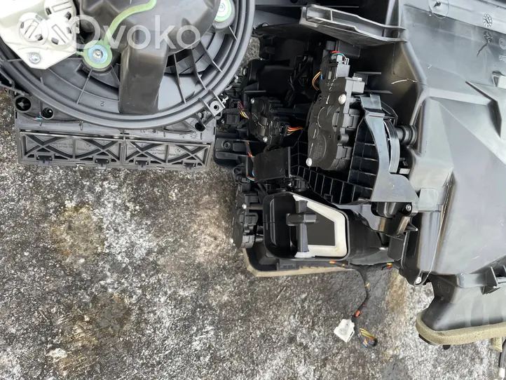 BMW X4 F26 Scatola climatizzatore riscaldamento abitacolo assemblata 