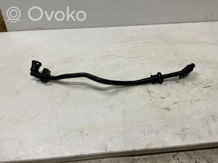 BMW 3 F30 F35 F31 Przewód / Wąż podciśnienia 8600882