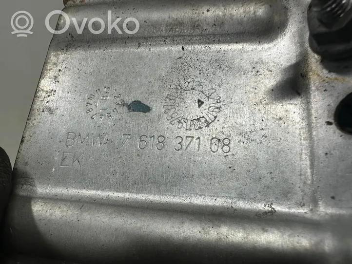 BMW 2 F22 F23 Variklio termo izoliacija (apsauga nuo karščio) 7618371