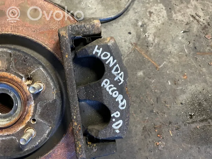 Honda Accord Fusée d'essieu de moyeu de la roue avant 
