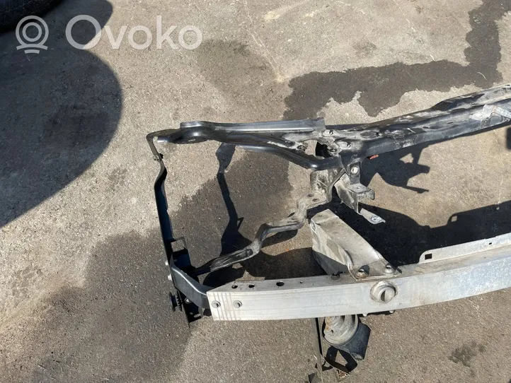 Mercedes-Benz C W204 Traversa del paraurti anteriore A2046205834