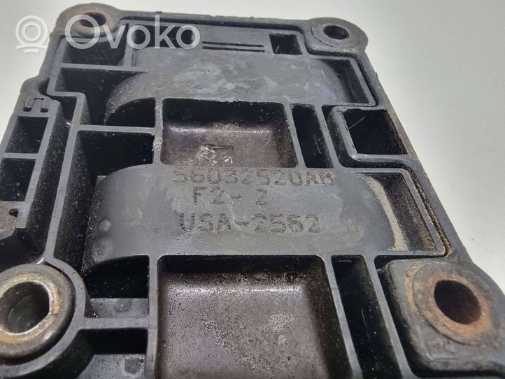 Chrysler Voyager Cewka zapłonowa wysokiego napięcia 56032520AB