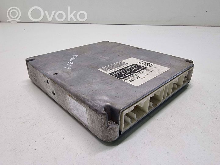 Toyota Avensis T220 Calculateur moteur ECU 8966105410