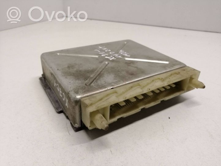 Volvo XC70 Module de contrôle de boîte de vitesses ECU 1T0202A00