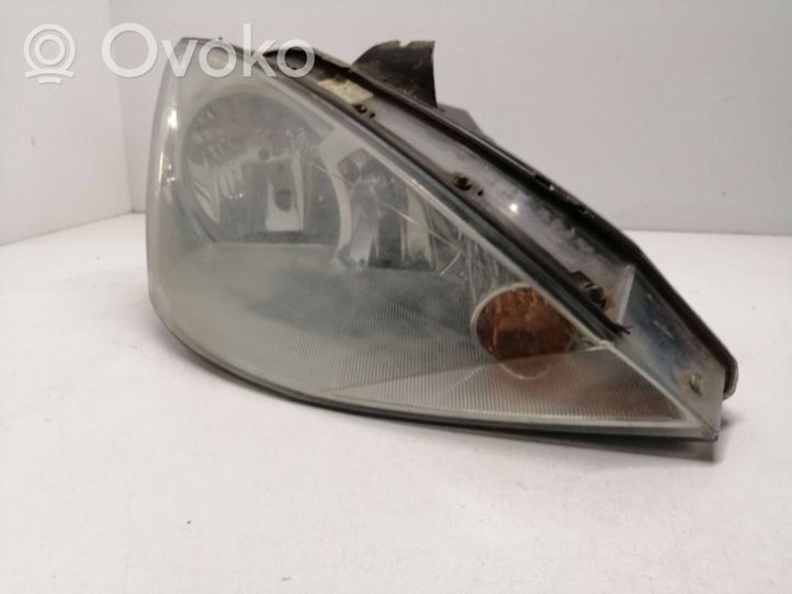 Ford Focus Headlight/headlamp 