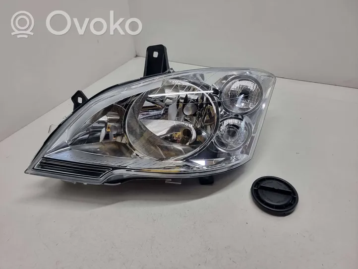 Mercedes-Benz Vito Viano W639 Lampa przednia A6398201861