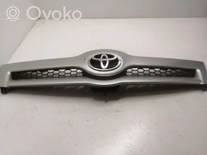 Toyota Corolla Verso E121 Grille de calandre avant 531110F020