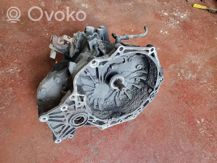 Opel Zafira A Manual 5 speed gearbox 5495775