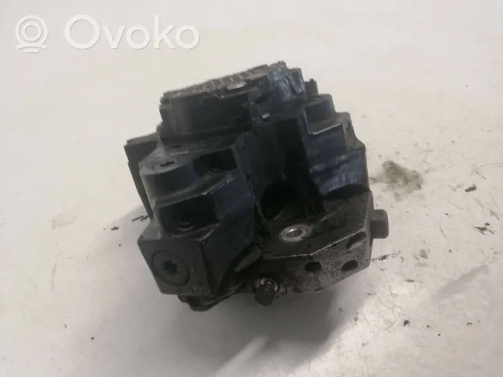 Volvo S60 Fuel injection high pressure pump 