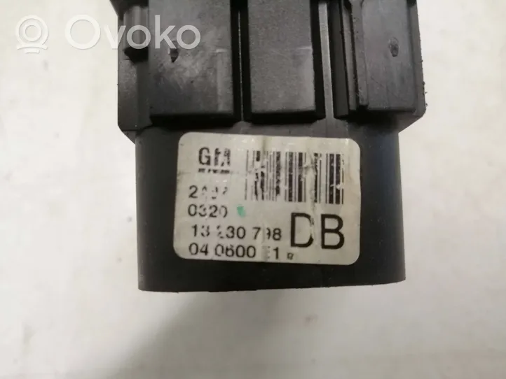 Opel Signum Включатель фонарей 13230798