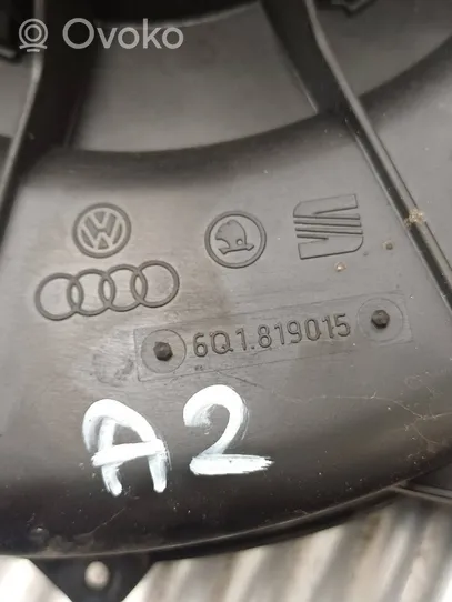 Audi A2 Lämmittimen puhallin 6Q1819015