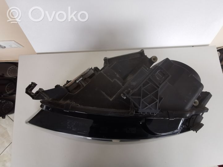 Audi A4 S4 B8 8K Передняя фара 8K0941003R