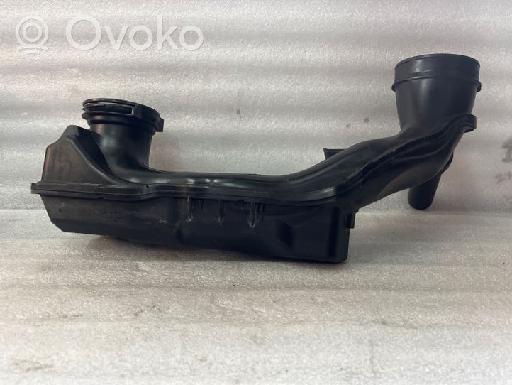 Volvo V40 Tube d'admission de tuyau de refroidisseur intermédiaire 31370135