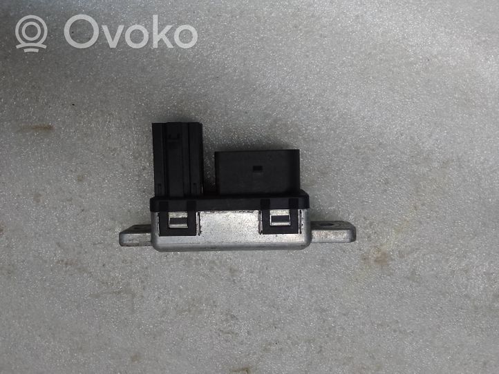 Volvo XC60 Glow plug pre-heat relay 31431776