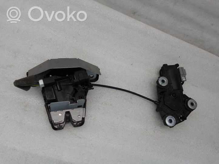 Volvo XC60 Loading door lock 31484236