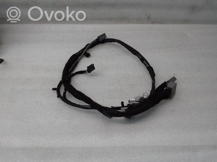 Volvo V40 USB-pistokeliitin 31334079