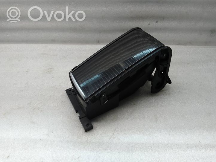 Volvo V70 Hansikaslokero 30643625