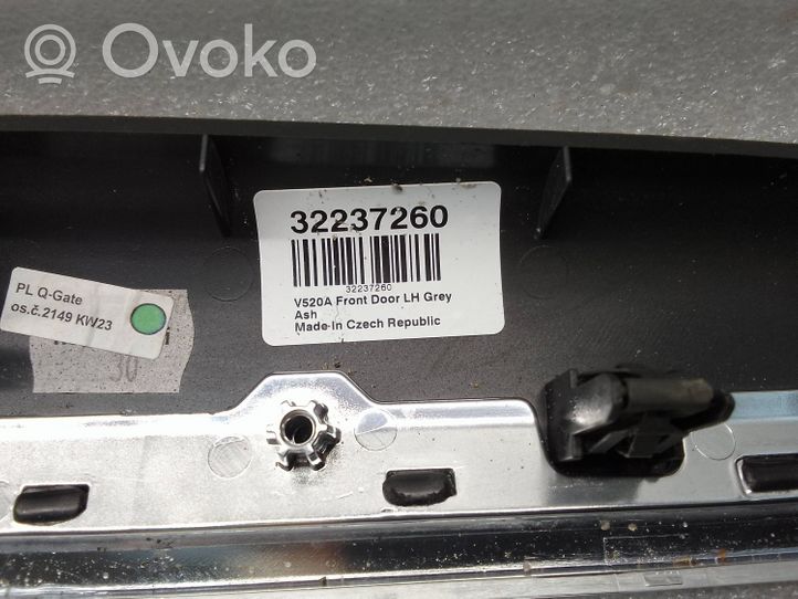 Volvo S90, V90 seitliche Verkleidung Kofferraum 32237260