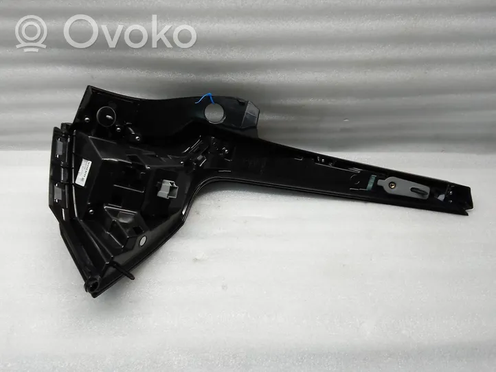 Volvo S90, V90 Takaluukun takavalot 32337133