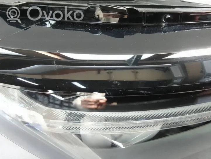 Volvo XC40 Headlight/headlamp 32133832