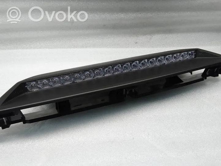 Volvo S90, V90 Third/center stoplight 31371838