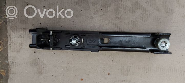 Citroen C4 II Rail de réglage hauteur de ceinture de sécurité 9672727080