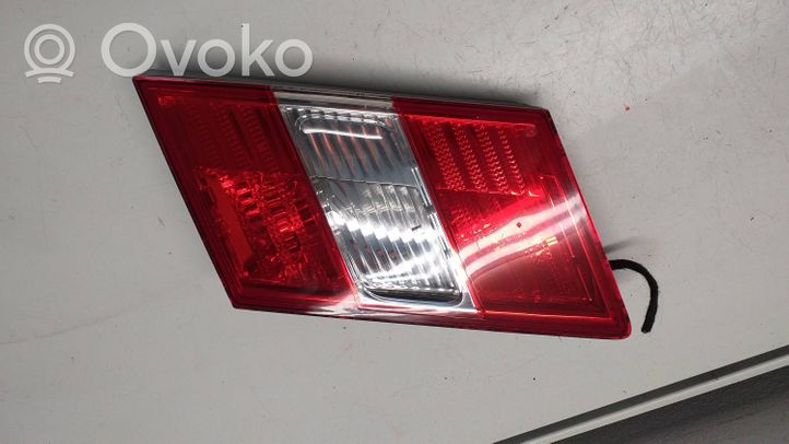 Mercedes-Benz CLC CL203 Lampy tylnej klapy bagażnika A2038205064