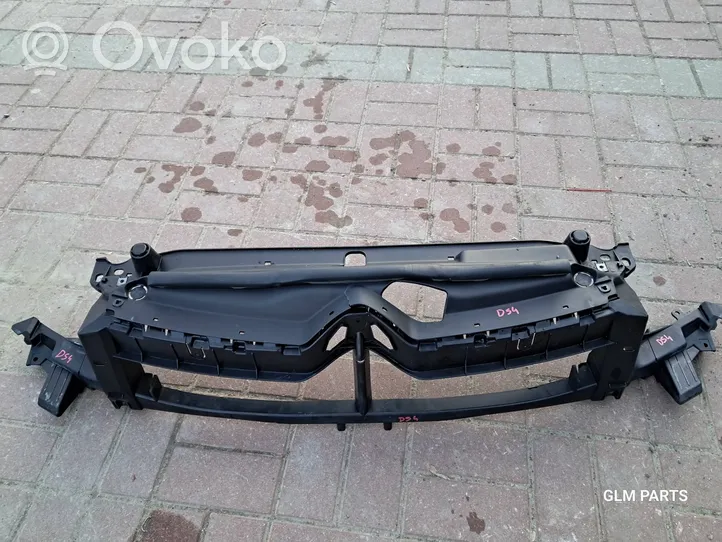 Citroen DS4 Belka zderzaka przedniego 9673046277