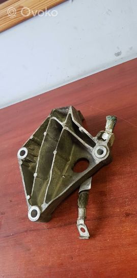 BMW 1 E81 E87 Soporte de montaje del motor (Usadas) 6775041