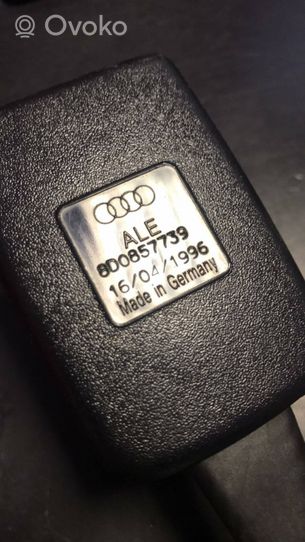 Audi A4 S4 B5 8D Klamra tylnego pasa bezpieczeństwa 8D0857739