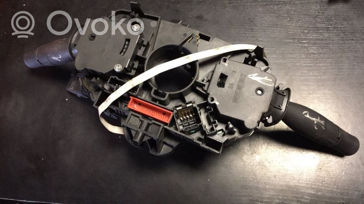 Renault Megane II Leva/interruttore dell’indicatore di direzione e tergicristallo 618300123