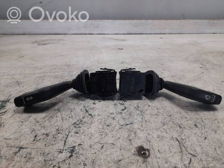 Opel Combo C Leva/interruttore dell’indicatore di direzione e tergicristallo 0918541312268700