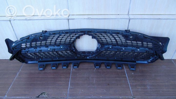 Mercedes-Benz CLA C118 X118 Grille calandre supérieure de pare-chocs avant A1188880000