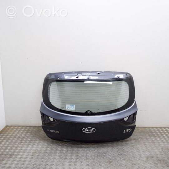 Hyundai i30 Takaluukun/tavaratilan kansi 73700A6000