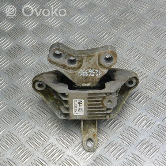 Chevrolet Orlando Engine mount bracket 13287954