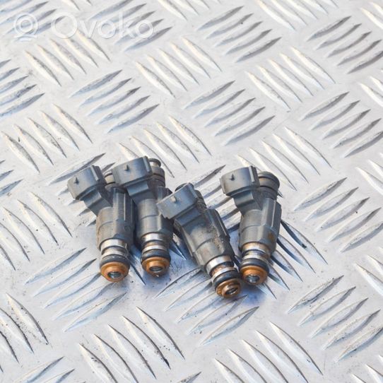 Subaru Legacy Fuel injectors set FBJC100