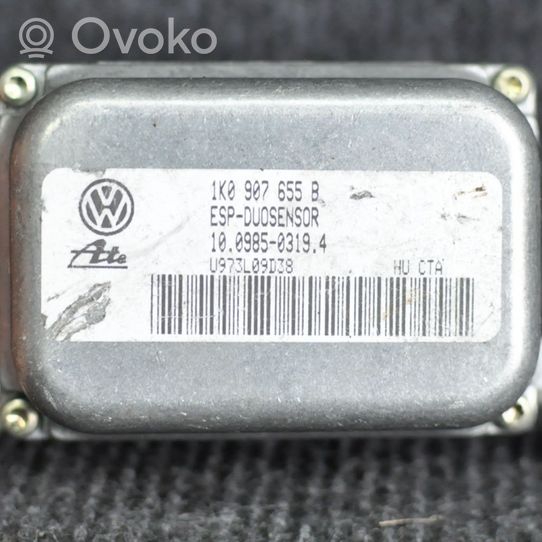 Volkswagen Golf V Kiihdytysanturi 1K0907655B