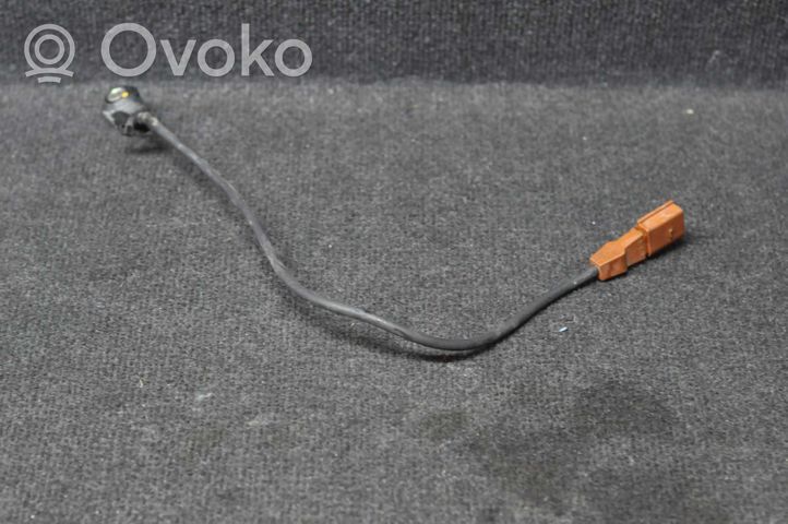 Volkswagen Touareg II Detonation knock sensor 077905377G