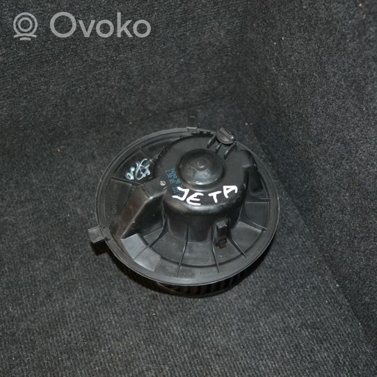 Volkswagen Jetta III Pečiuko ventiliatorius/ putikas 1K2819015